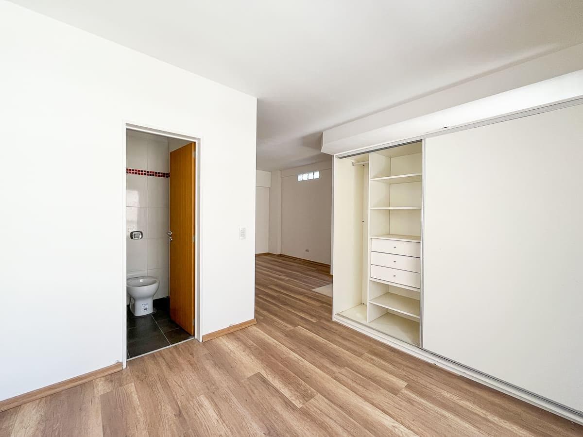 One-room apartment for sale in Villa Crespo with a garage and a terrace