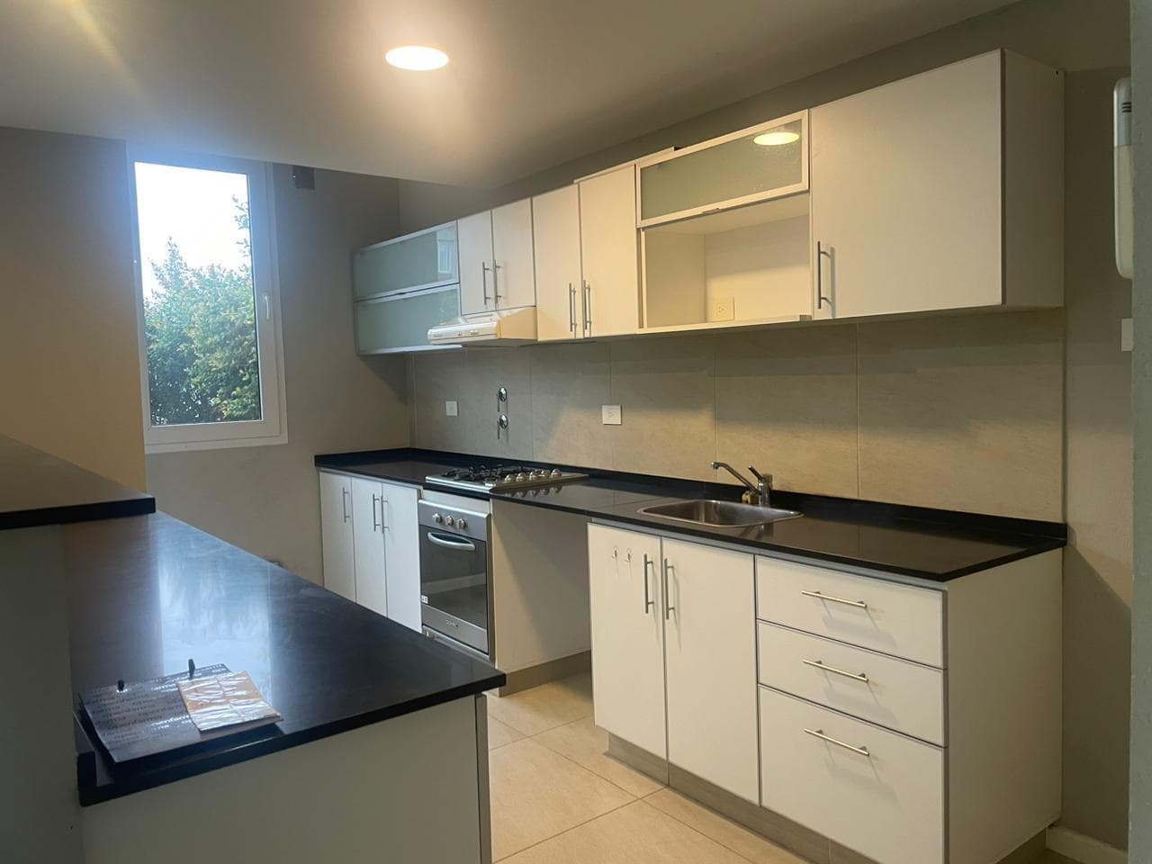 2-Bedroom Apartment for Sale with a Garden in Villa de los Remeros