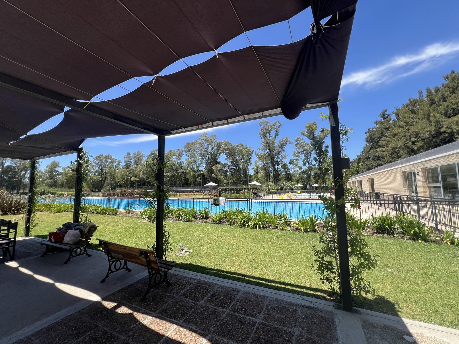 4-room house for sale in Club de Campo Prados del Oeste, General Hornos IMMEDIATE OCCUPANCY