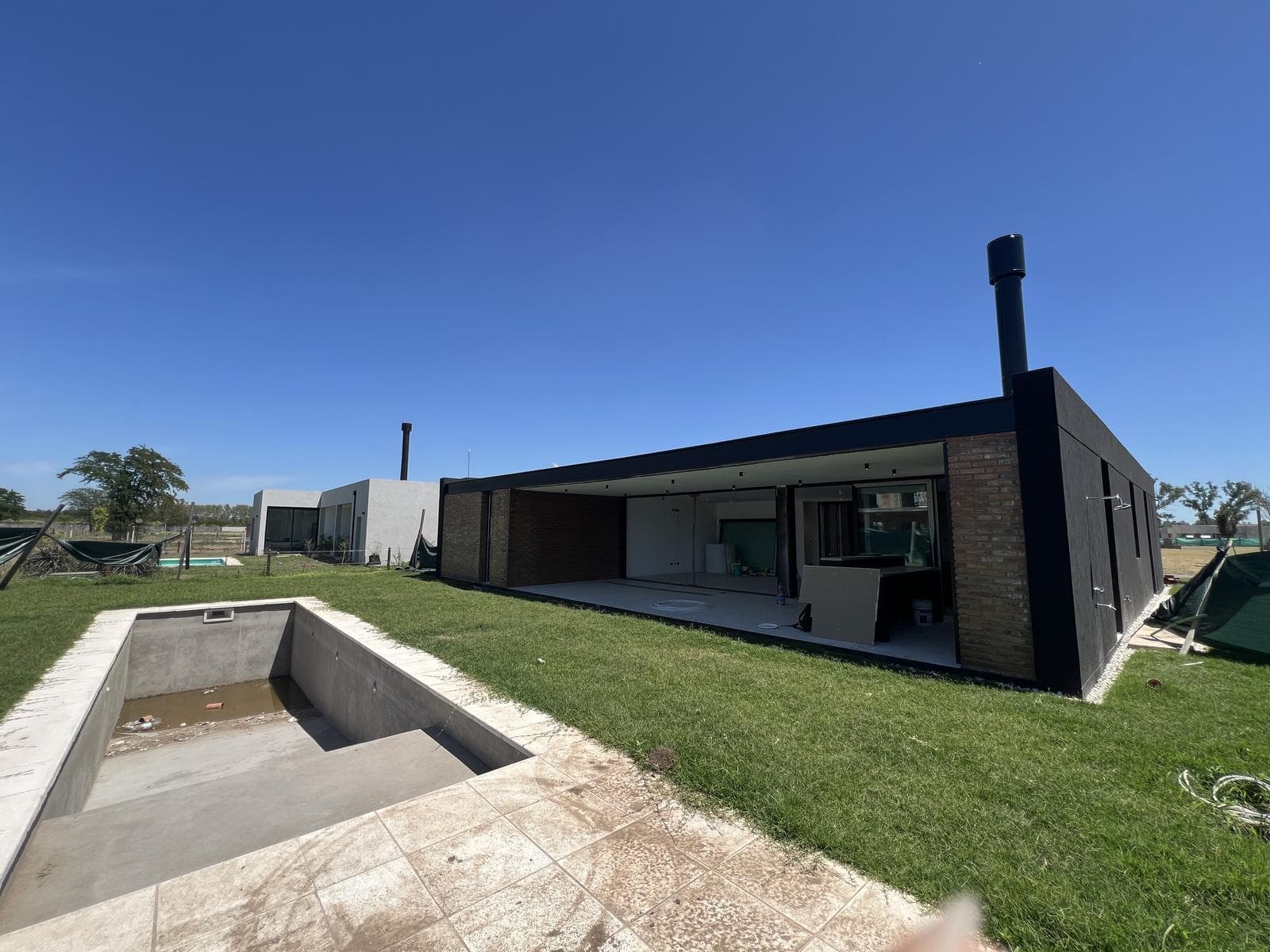 4-room house for sale in Club de Campo Prados del Oeste, General Hornos IMMEDIATE OCCUPANCY
