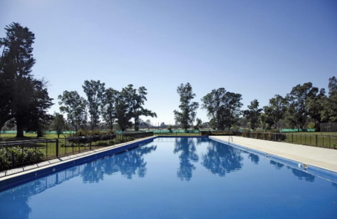 4-room house for sale in Club de Campo Prados del Oeste, General Hornos IMMEDIATE OCCUPANCY