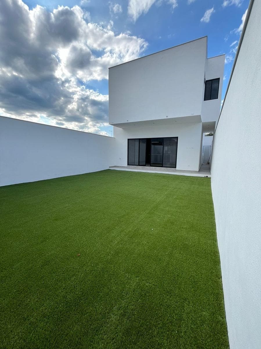 House for Sale on the National Highway in Altares Residencial