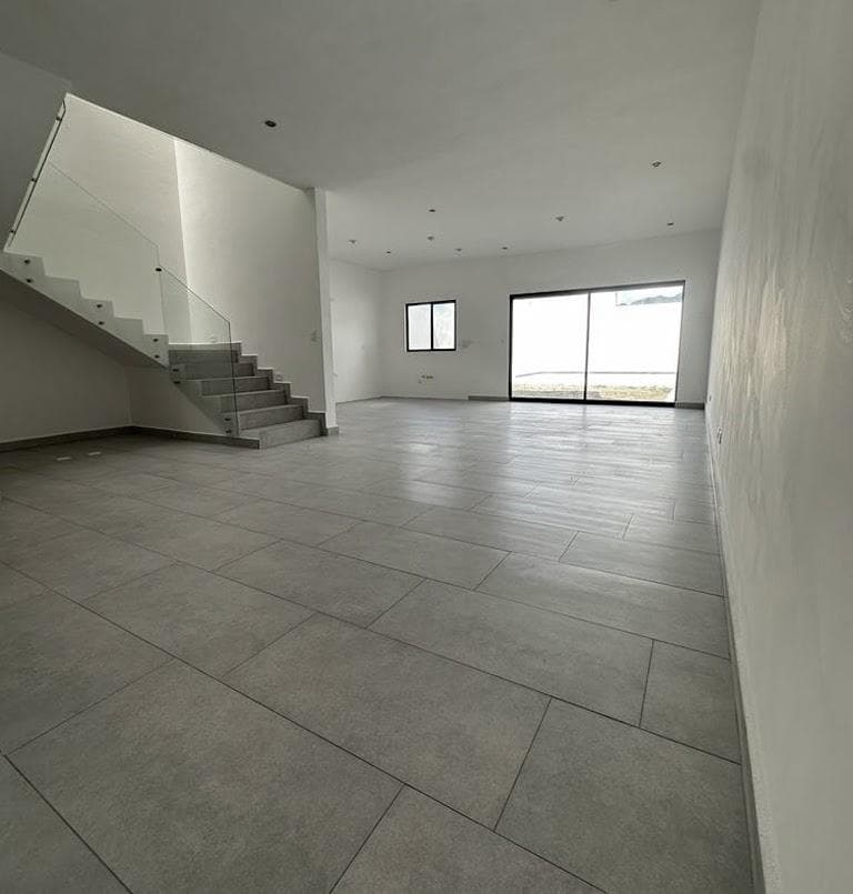 House for Sale on the National Highway in Altares Residencial
