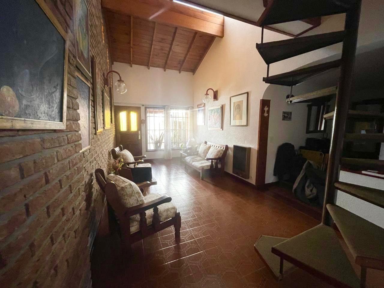 PH House for Sale - Lomas de San Isidro