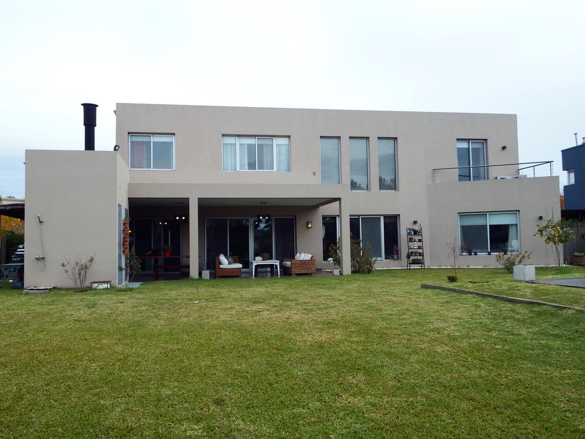House for Sale on the Water in the El Encuentro Gated Community