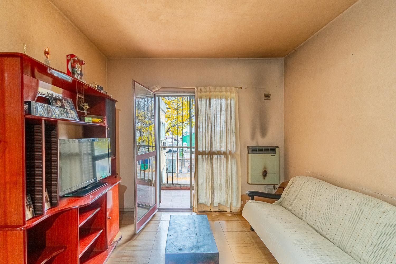 FOR SALE - 3-bedroom apartment with a balcony - La Florida neighborhood, Rosario.
