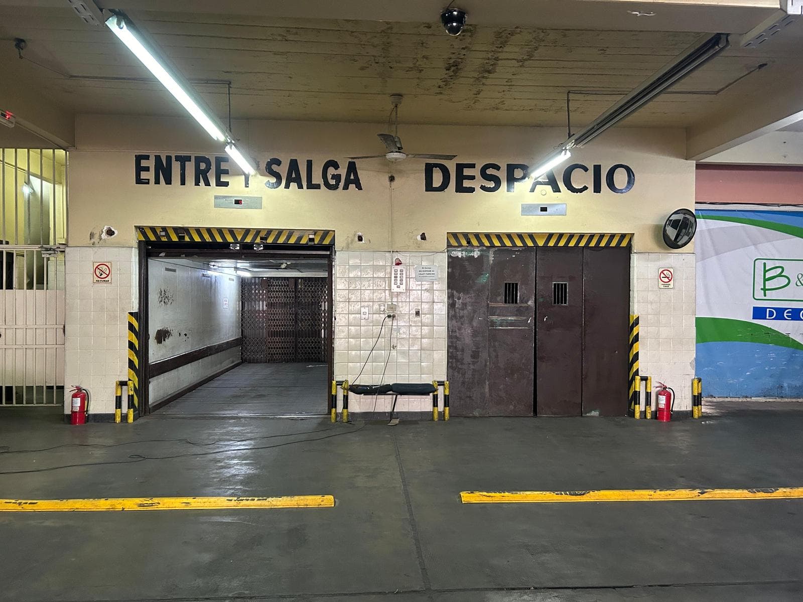 Garage for Sale in Once—Ideal Investment