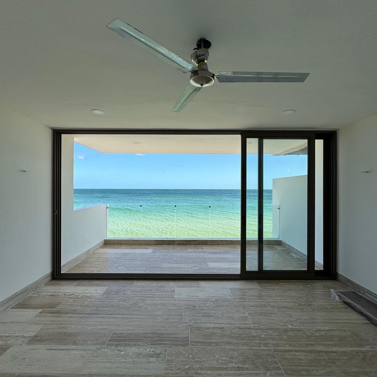 Beachfront Villa for Sale in Telchac Puerto