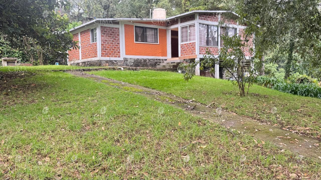 VENTA CASA DE UN SOLO NIVEL FRACCIONAMIENTO MONTEBELLO - V348
