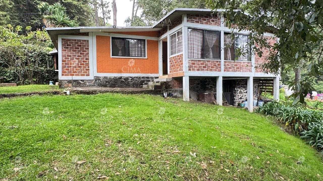 VENTA CASA DE UN SOLO NIVEL FRACCIONAMIENTO MONTEBELLO - V348