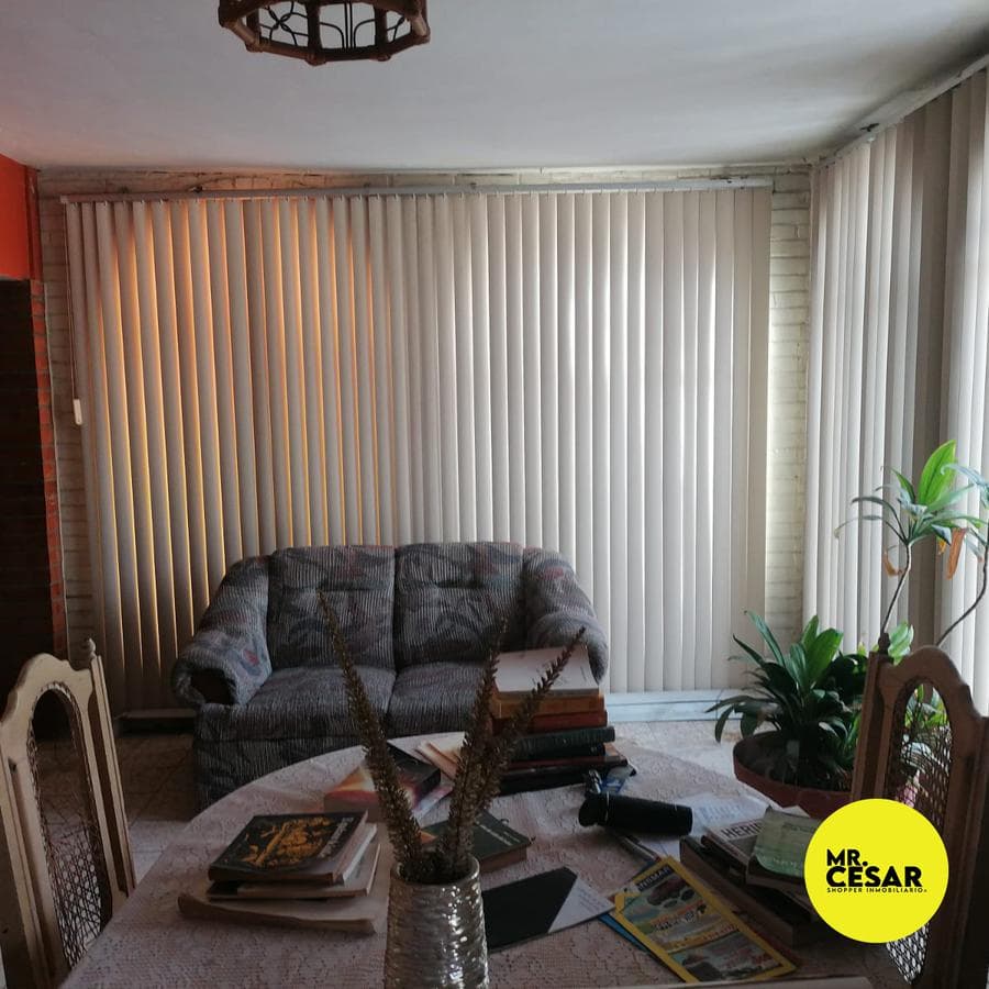Property for sale in the Olivares neighborhood, one block from Luis Encinas Boulevard