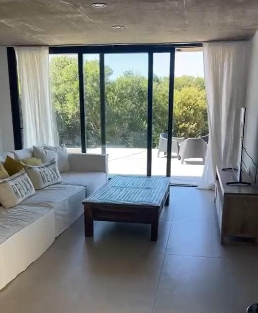 House for Sale on the Beachfront in Costa Esmeralda