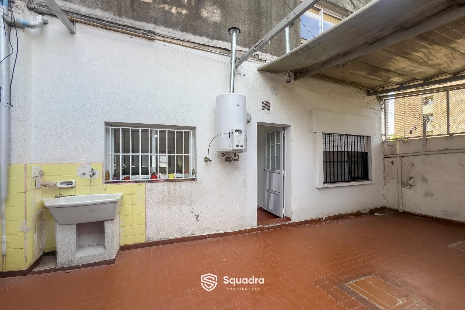 FOR SALE/EXCHANGE - 2-bedroom apartment accessible by stairs - Luis Agote, Rosario.