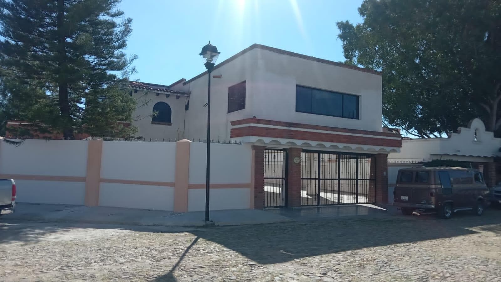 Casa en San Jorge Residencial con 3 Recámaras, Estudio y Terraza con Jardín