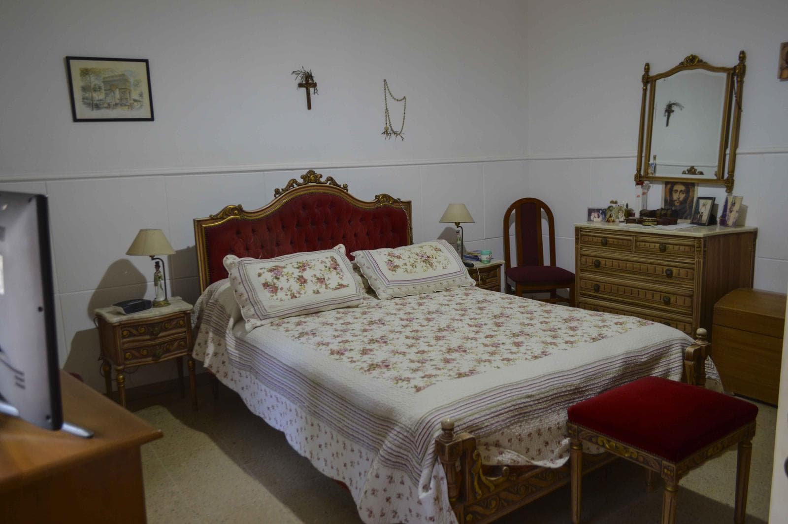 House in Ludueña - Eligible for a mortgage - Garage - Single-story