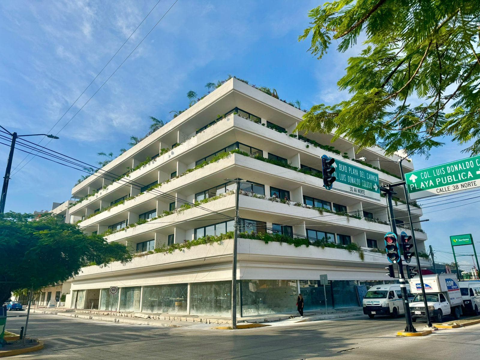 APARTMENT READY FOR OCCUPANCY, JUST 5 MINUTES FROM THE BEACH