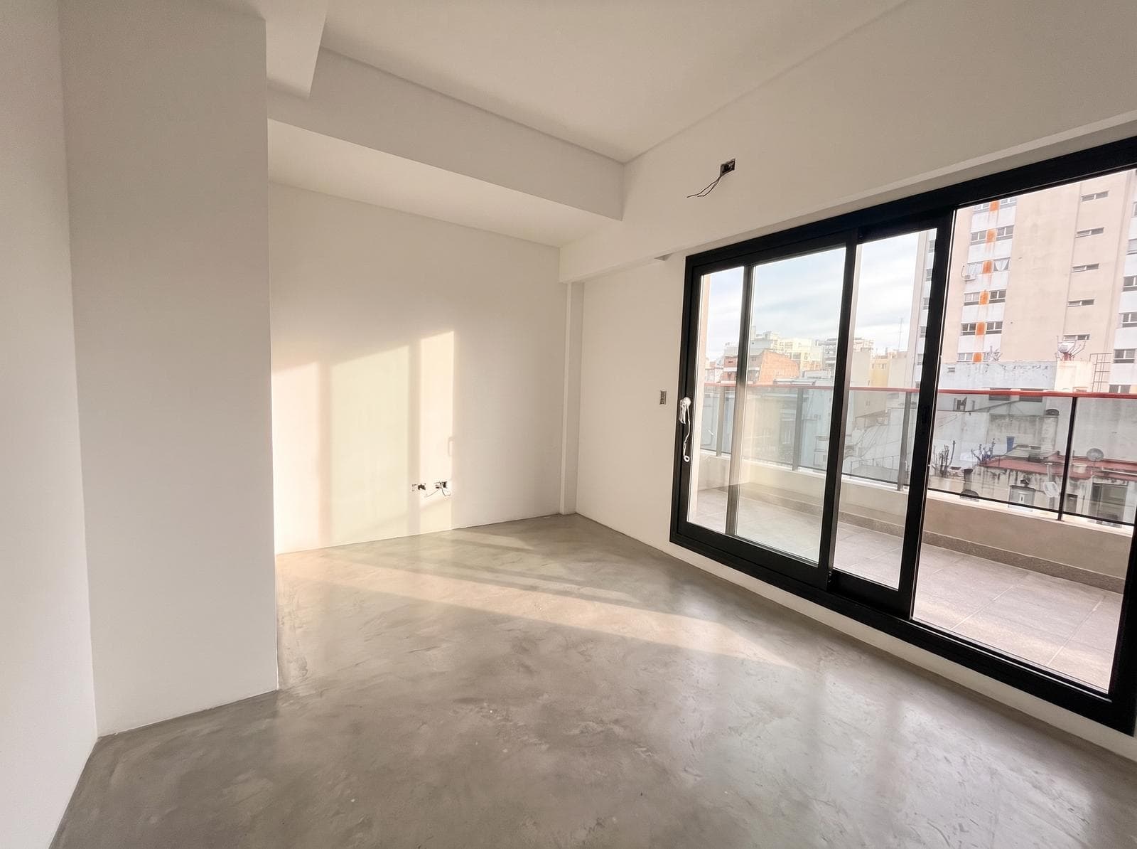 3-room apartment with a wrap-around balcony in Belgrano