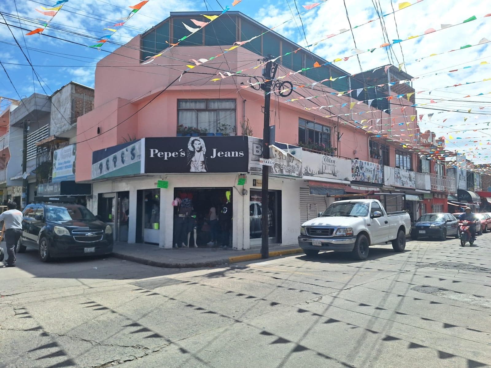 Local en calle Taxco en Zona Piel