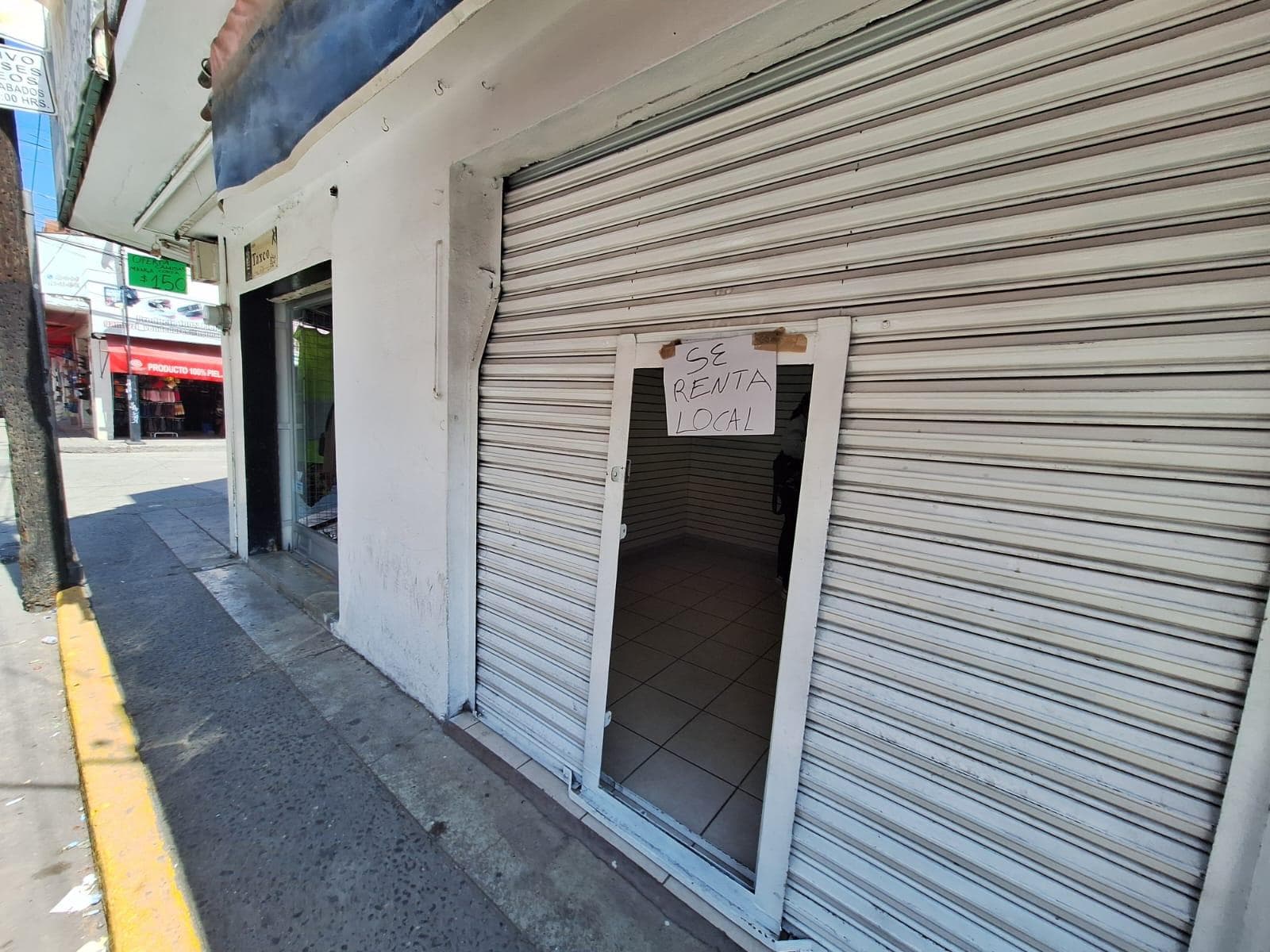 Local en calle Taxco en Zona Piel