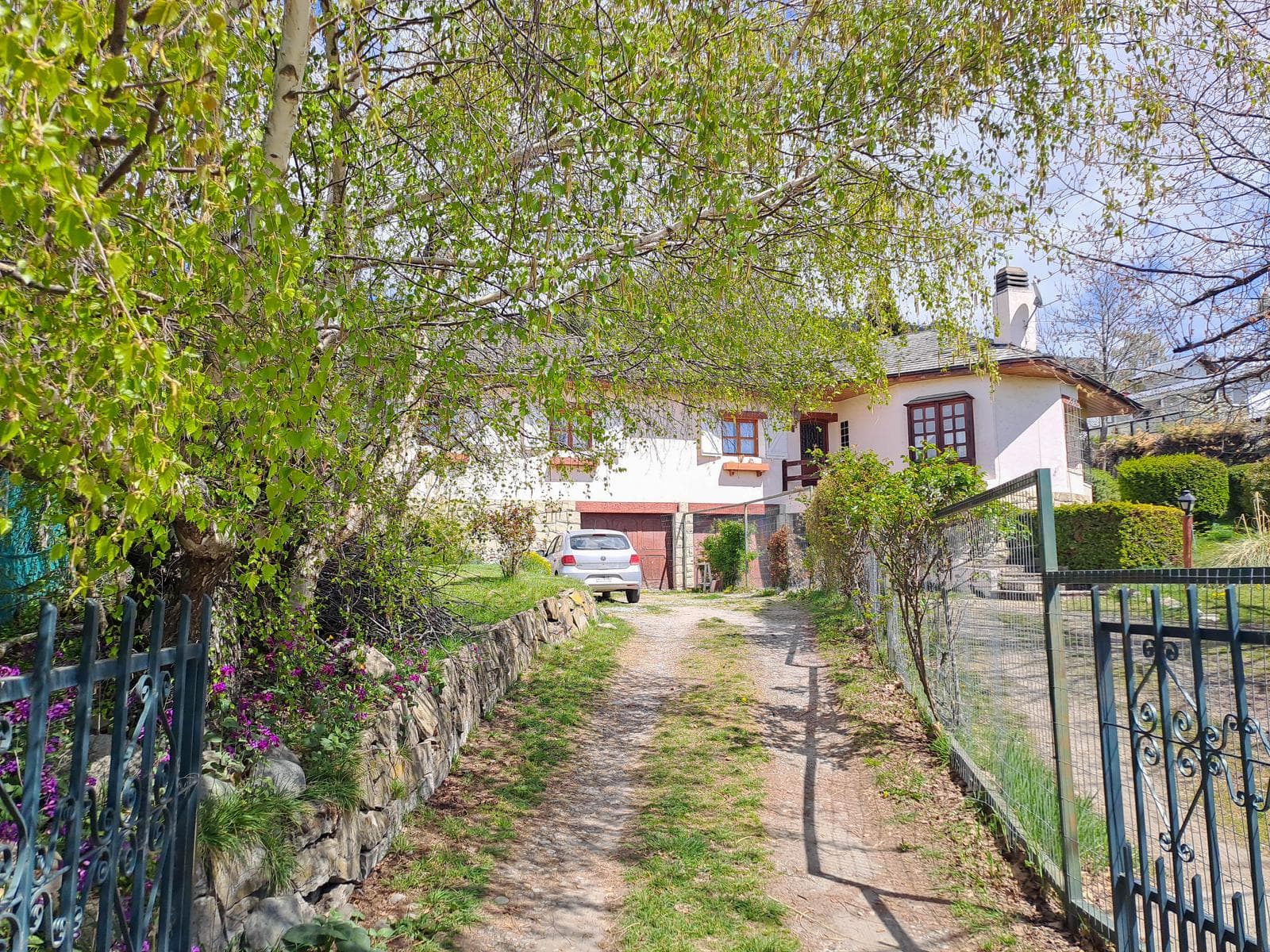House for Sale in the Melipal II Neighborhood - Bariloche