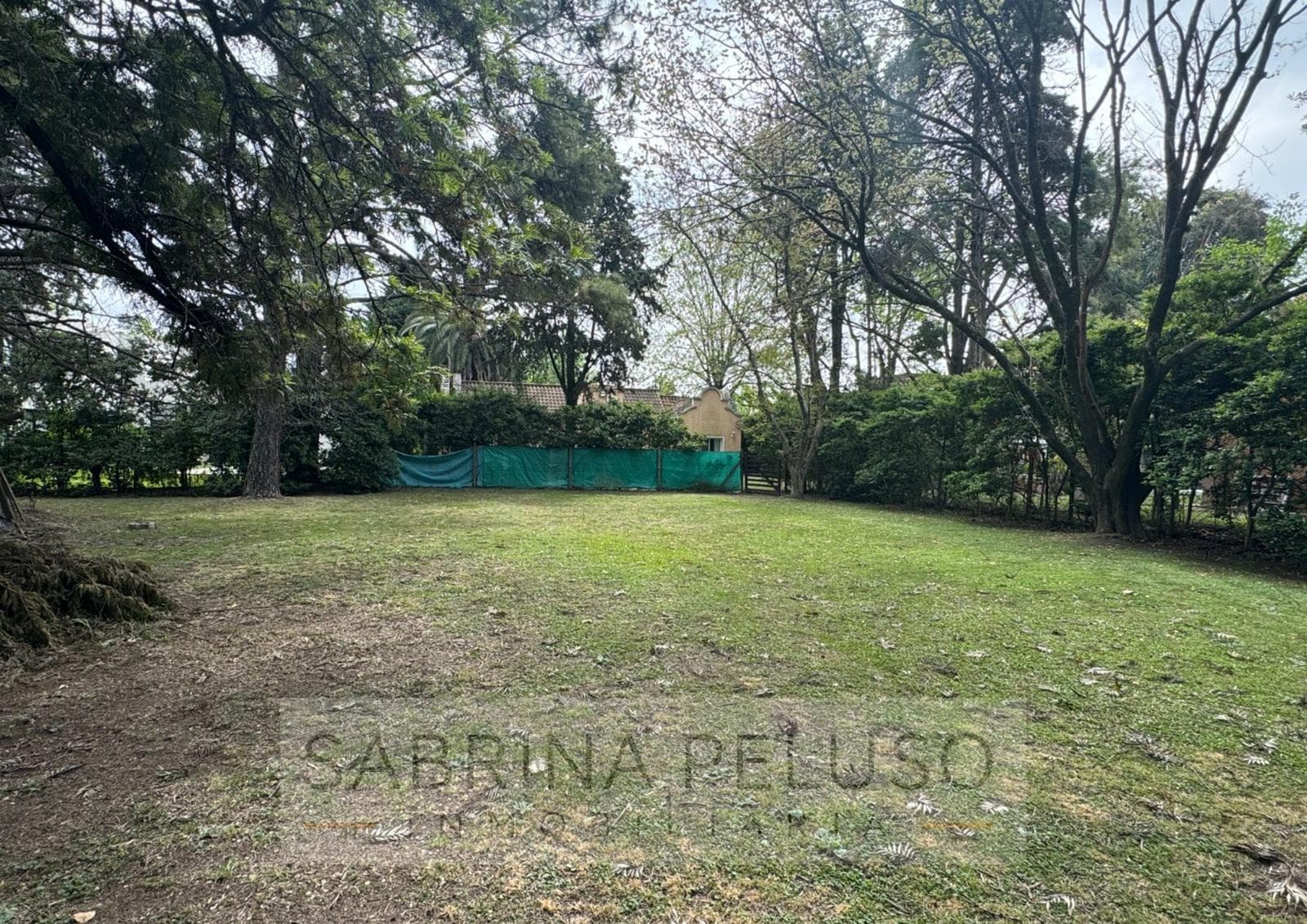 Lot in the "El Resuello" Gated Community
