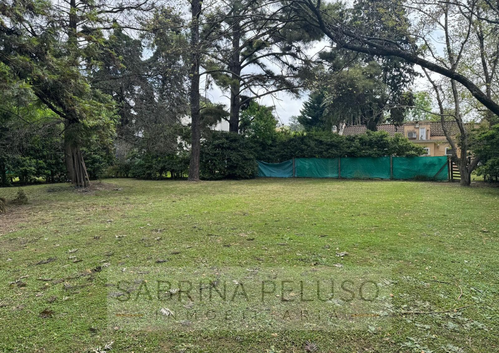 Lot in the "El Resuello" Gated Community