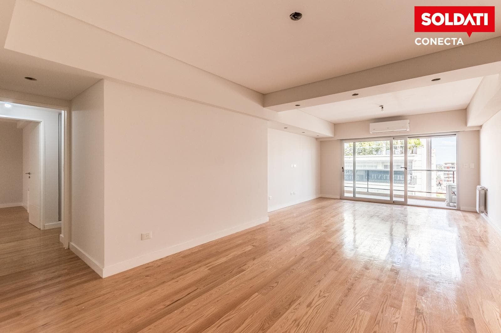 4-room apartment for sale with a front-facing balcony in Caballito