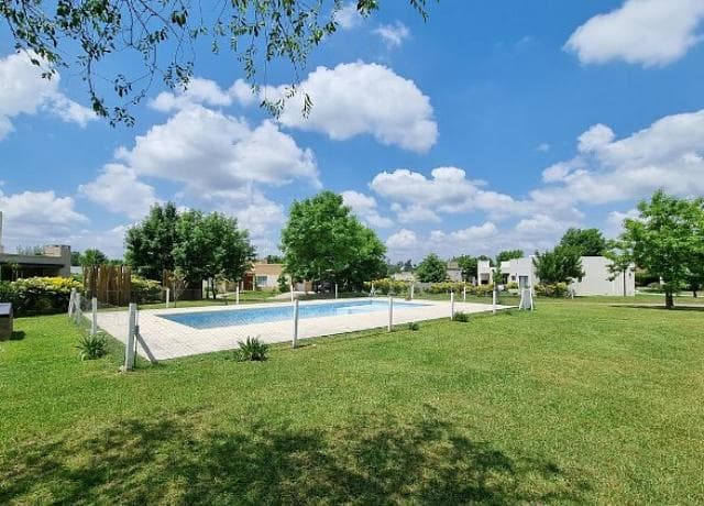 3-Bedroom Duplex Apartment for Sale in Manzanares Chico (Rental Starting April 27)