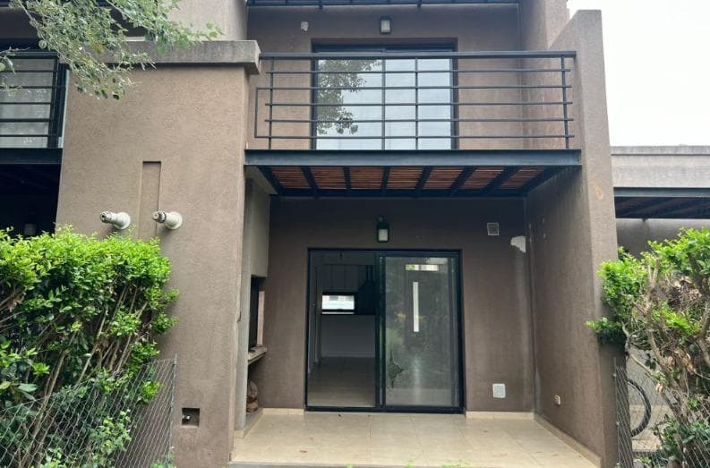 3-Bedroom Duplex Apartment for Sale in Manzanares Chico (Rental Starting April 27)