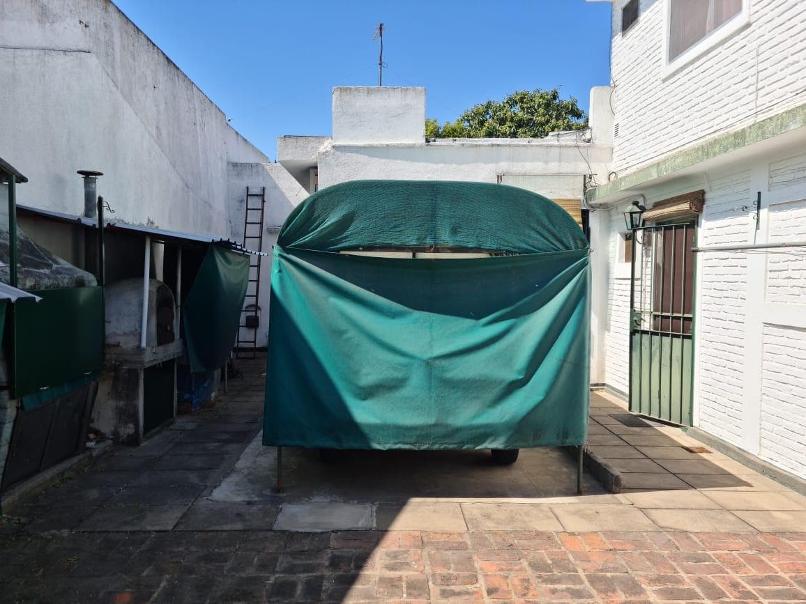 3-Bedroom House for Sale in San Fernando