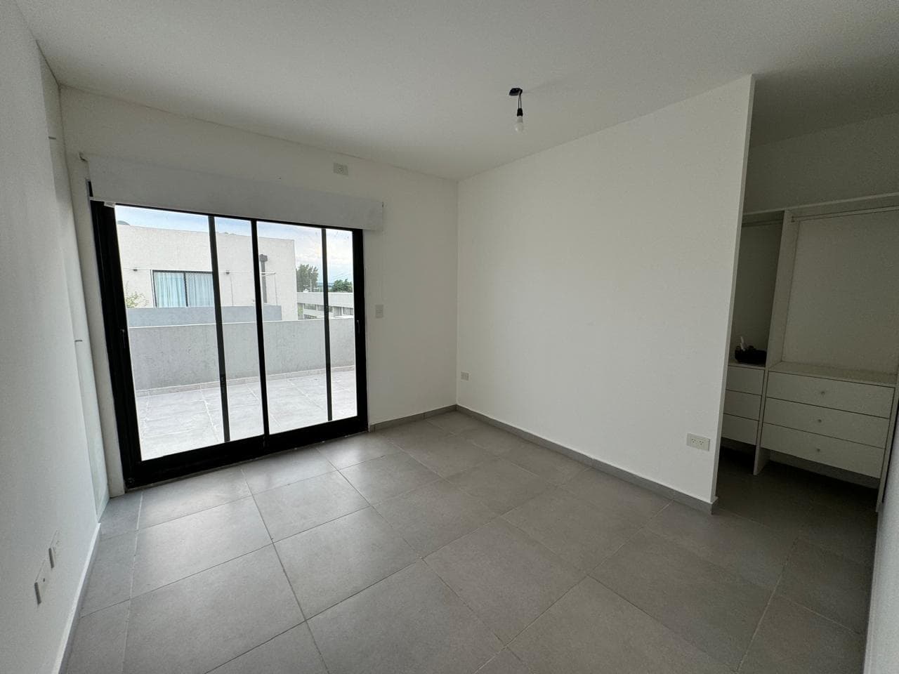 3-Room Duplex for Sale in Pacheco / Benavidez