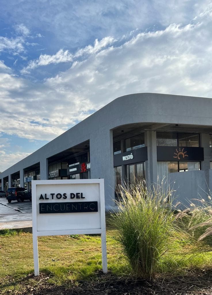 3-Room Duplex for Sale in Pacheco / Benavidez