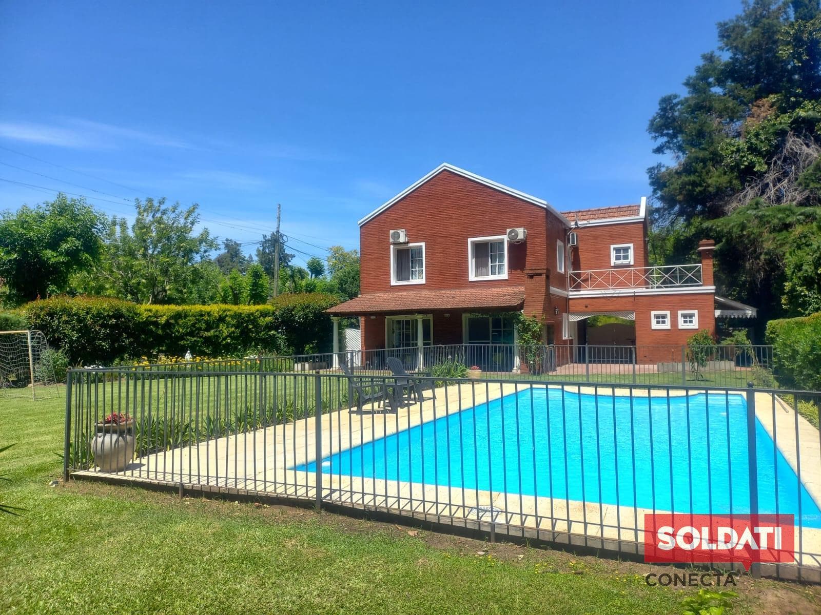 House for sale with a pool - Praderas de San Ignacio Gated Community - San Miguel