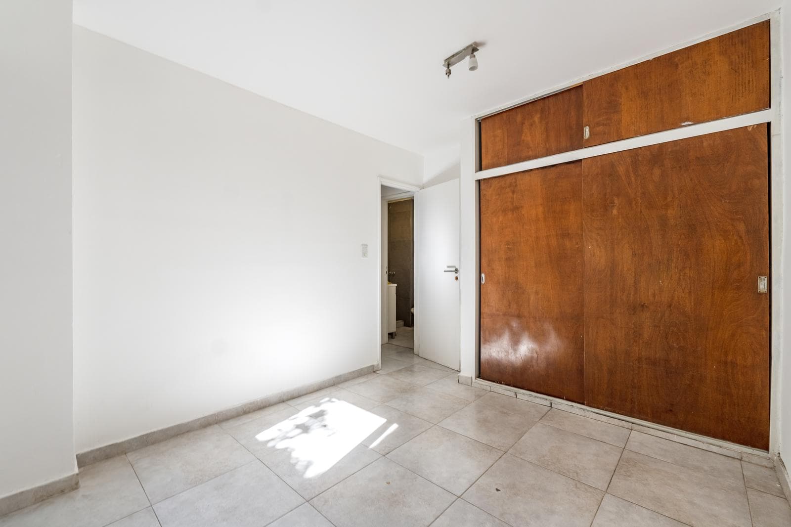 FOR SALE - Apartment - 1 Bedroom with Patio - Downtown, Rosario.