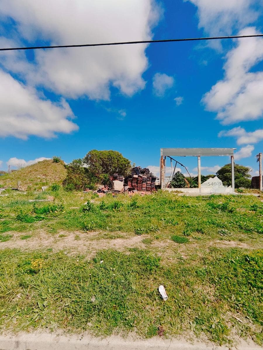 Beachfront Lot in Camet—IDEAL DEVELOPMENT OPPORTUNITY