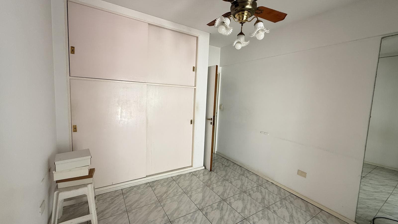 FOR SALE - 2-ROOM APARTMENT WITH PATIO - BARBECUE - ALMAGRO