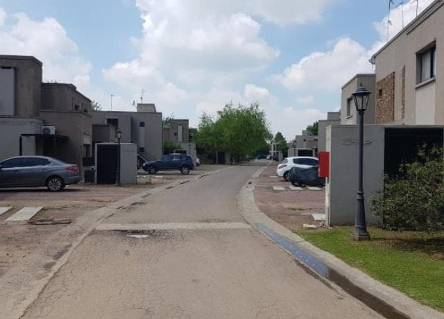 Studio Apartment for Sale in Manzanares Chico