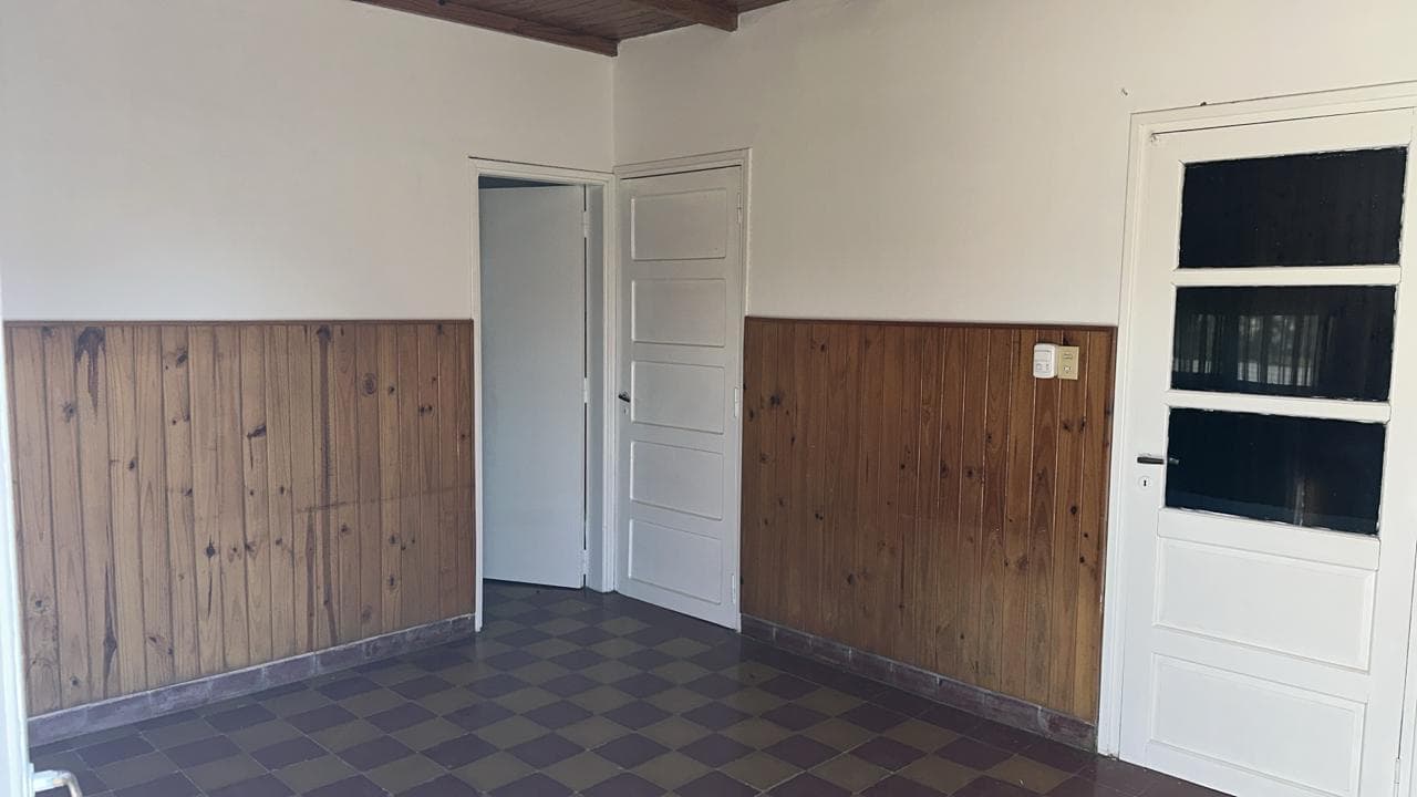 House in Roldan