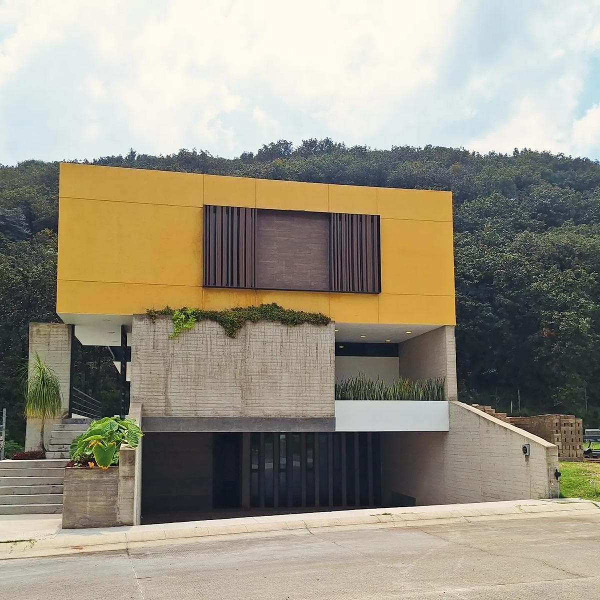 CASA EN VENTA EN PORTA FORESTA
