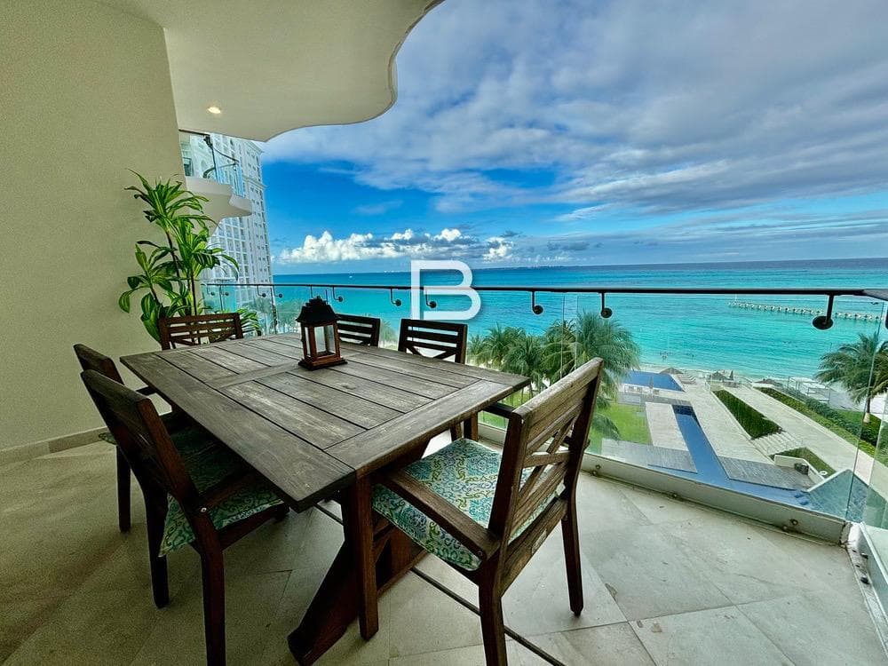 Punta Cancun Apartment for Rent