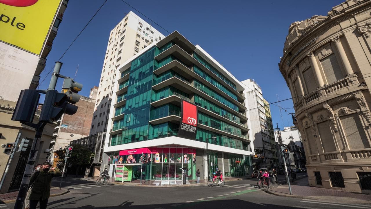 Office at the Corner of Corrientes and San Lorenzo