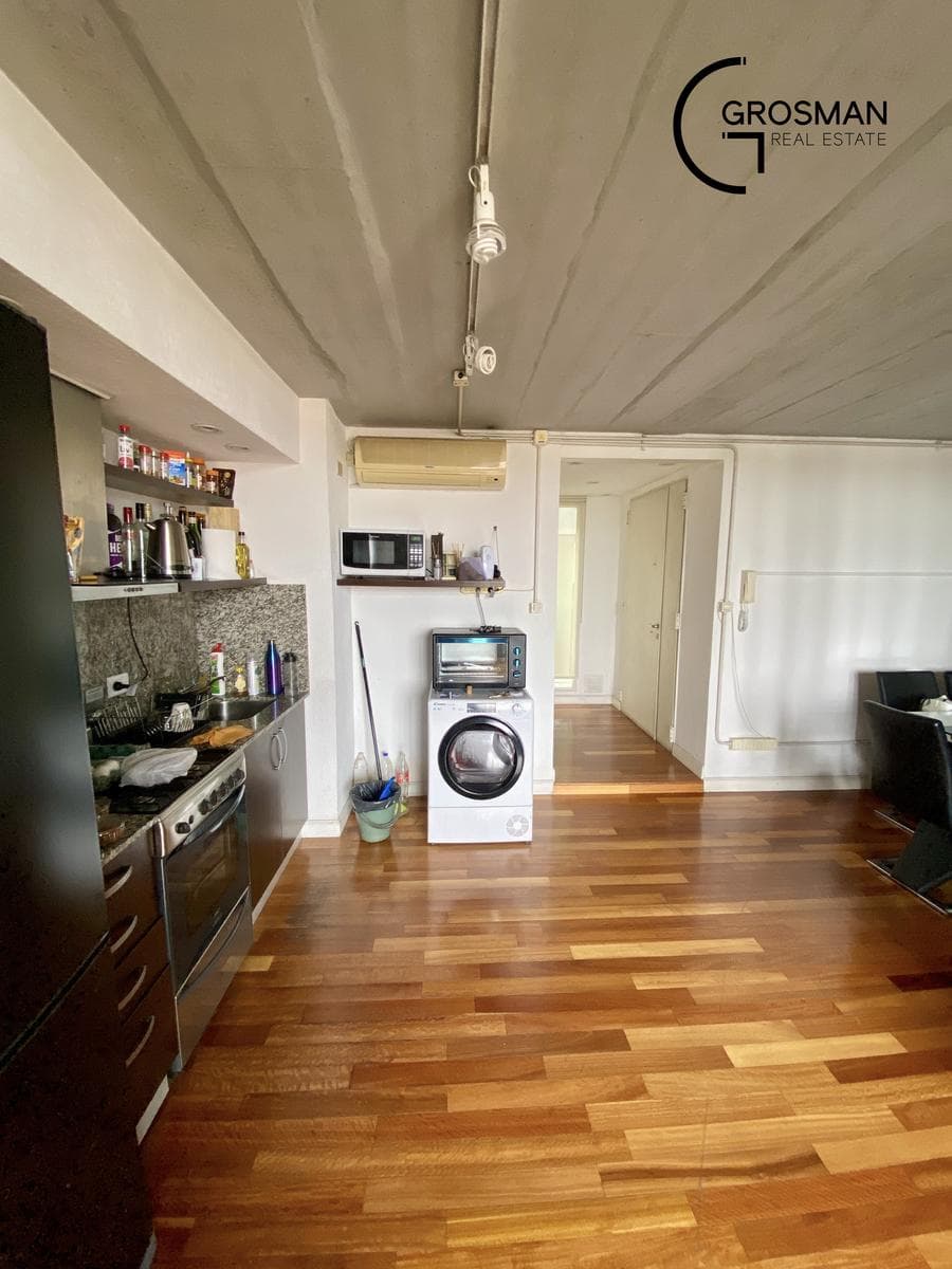 For Sale - Loft - 2 Bedrooms - Garage - Amenities - Outbuildings