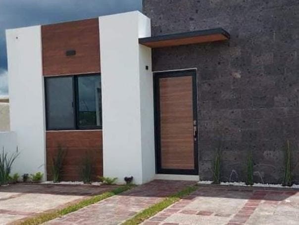 Casa de una Planta Amueblada en Mayorazgo del Carmen