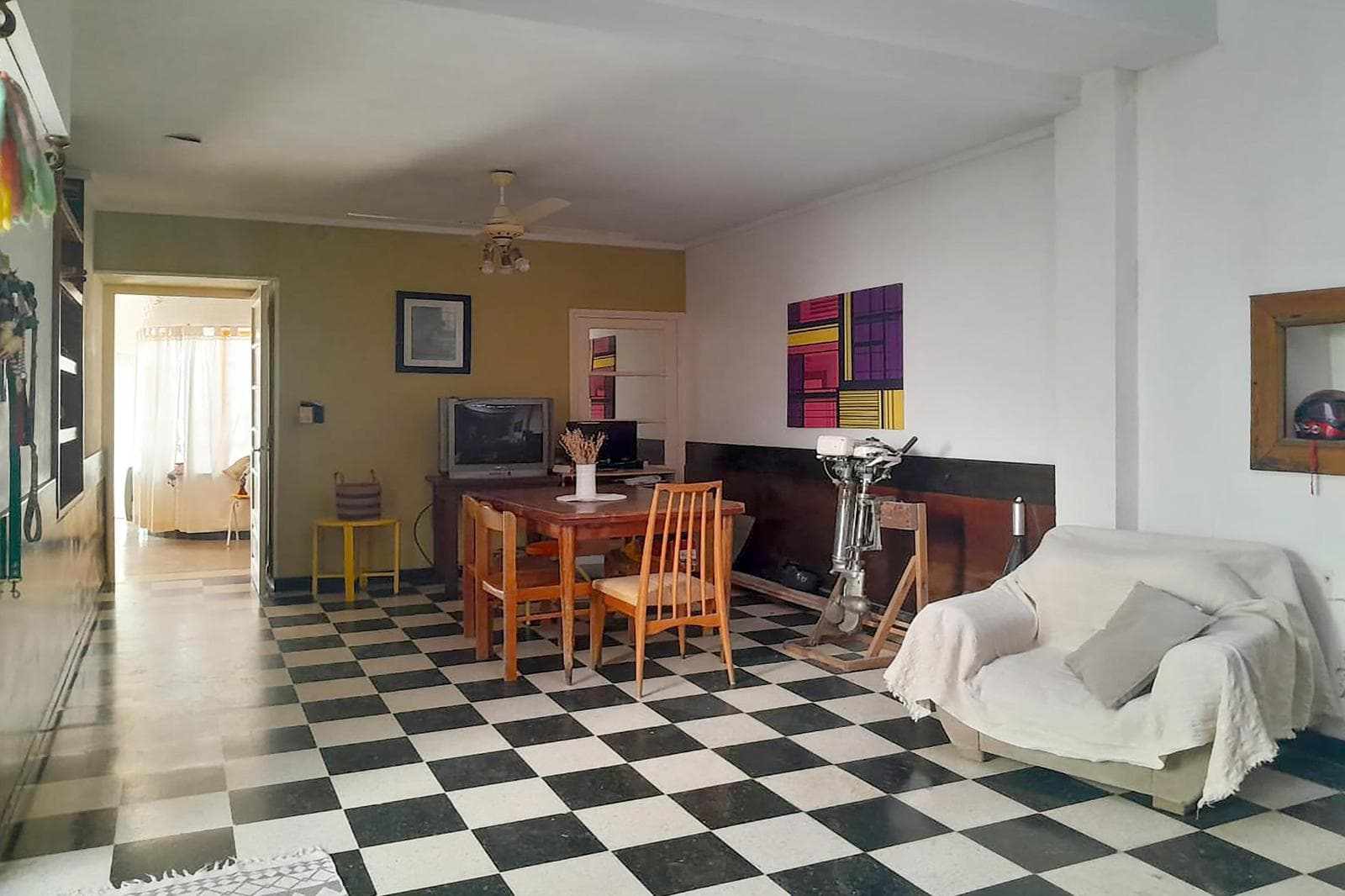 FOR SALE | TRADE: 3-bedroom house - Double garage - Backyard. Las Heras neighborhood, Rosario.