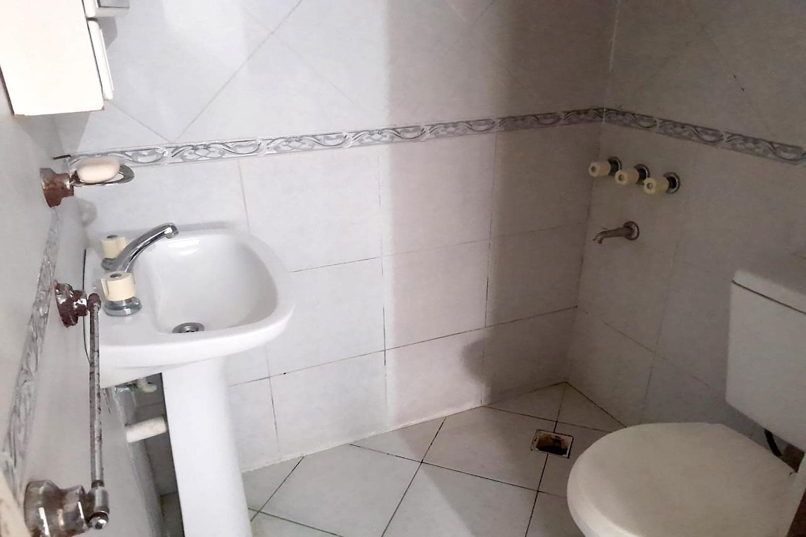 FOR SALE | TRADE: 3-bedroom house - Double garage - Backyard. Las Heras neighborhood, Rosario.