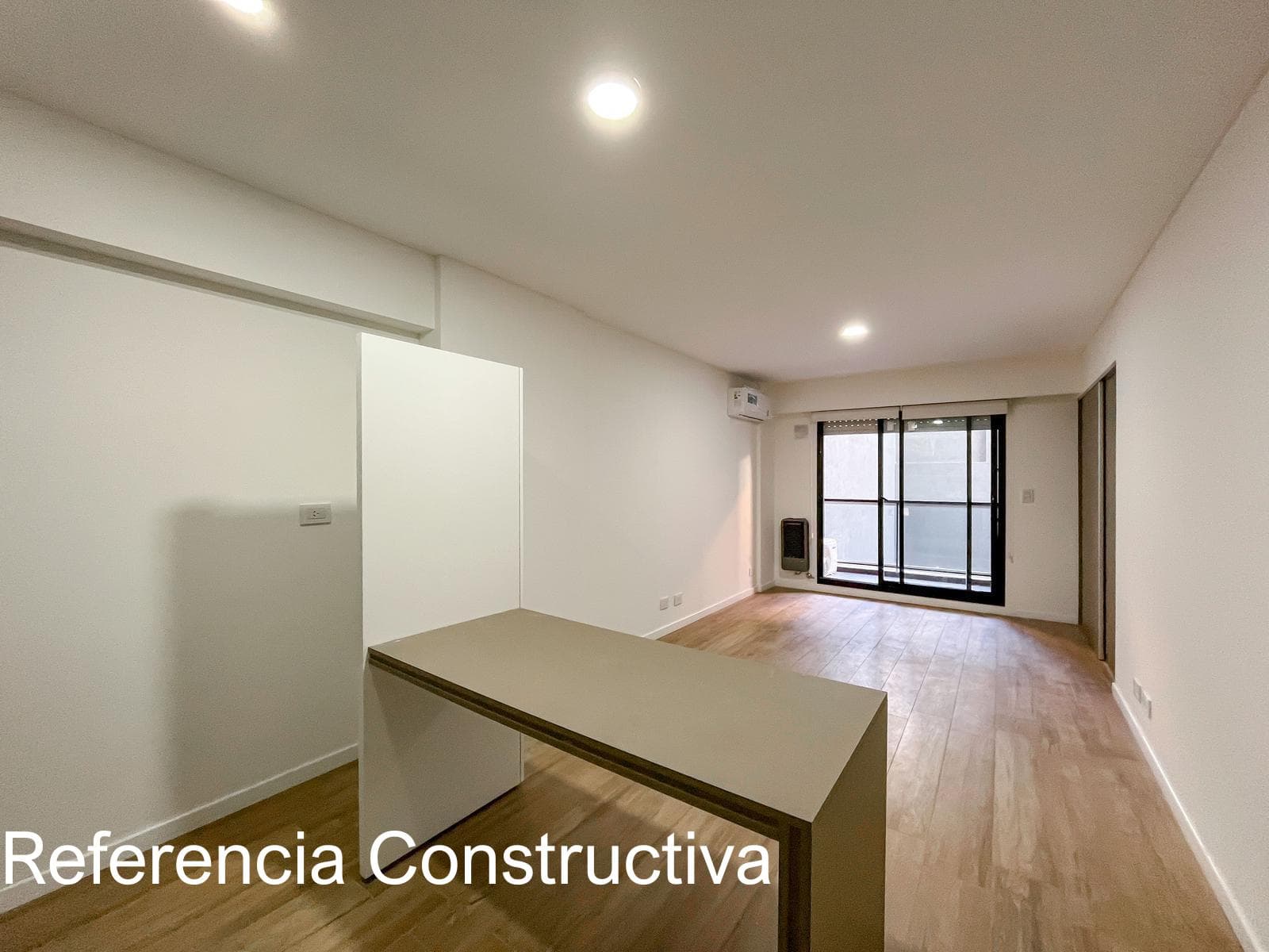 For Sale/Financing: Two-Bedroom Apartment with Balcony, Balcon. Martin