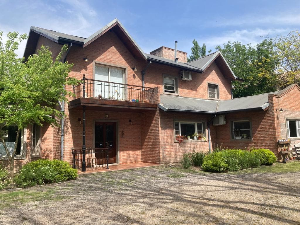 House for Summer Rent - January