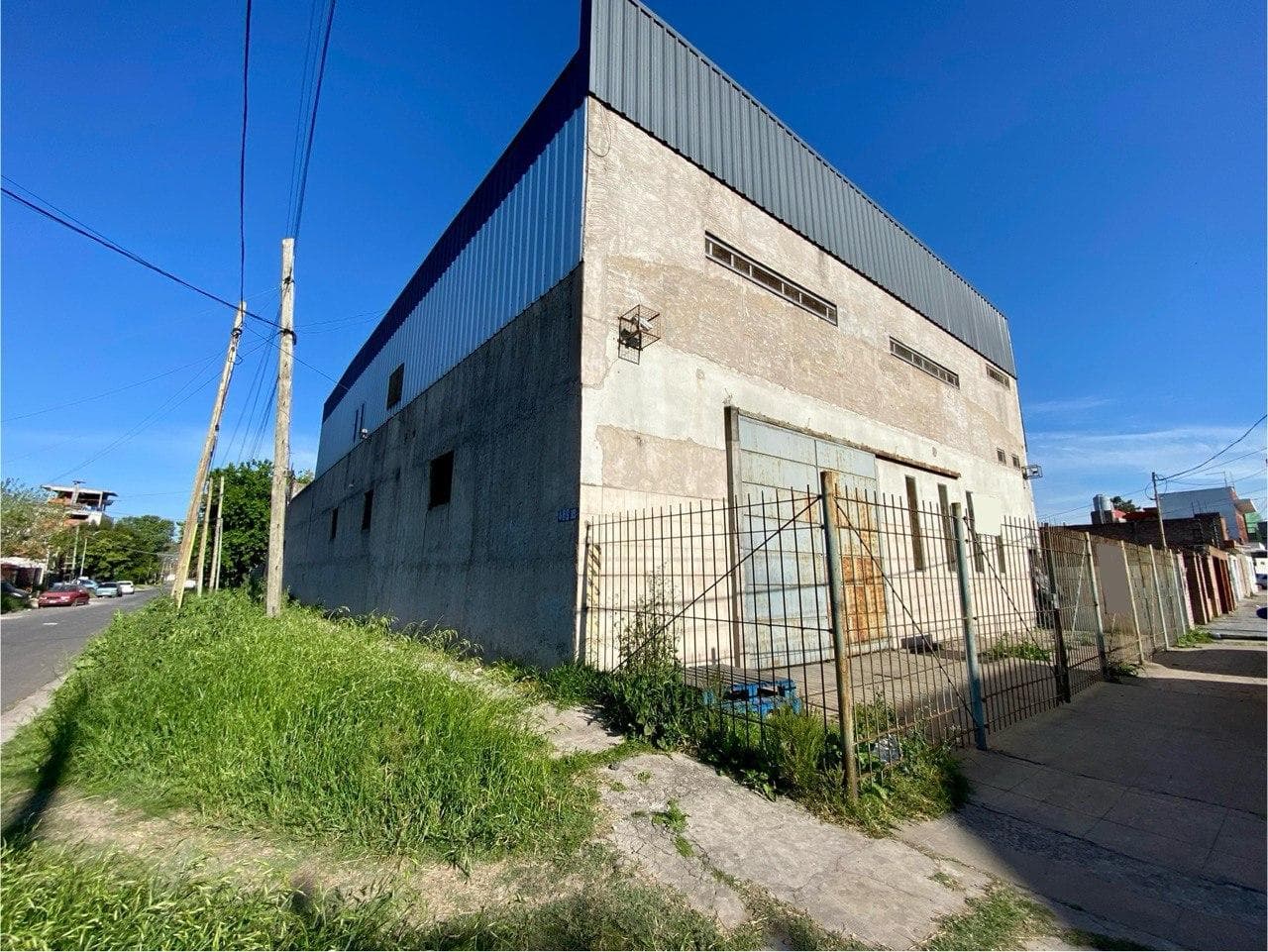 Warehouse or Industrial Plant for Sale in Ezpeleta West