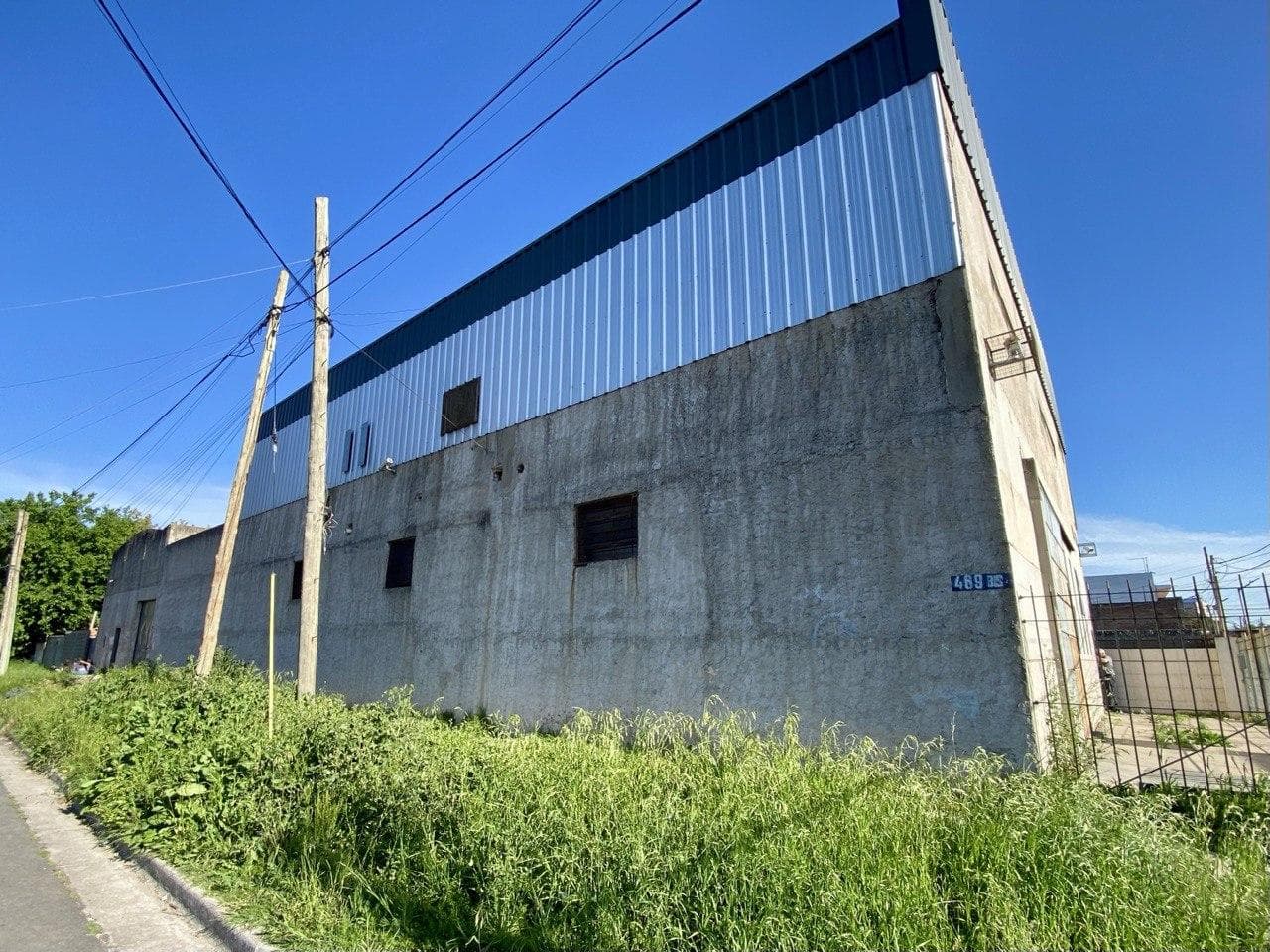 Warehouse or Industrial Plant for Sale in Ezpeleta West