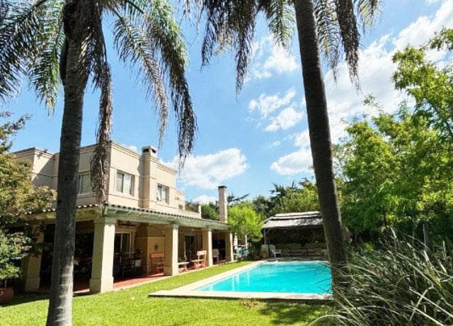 Venta Casa en Barrio cerrado Pilar Village